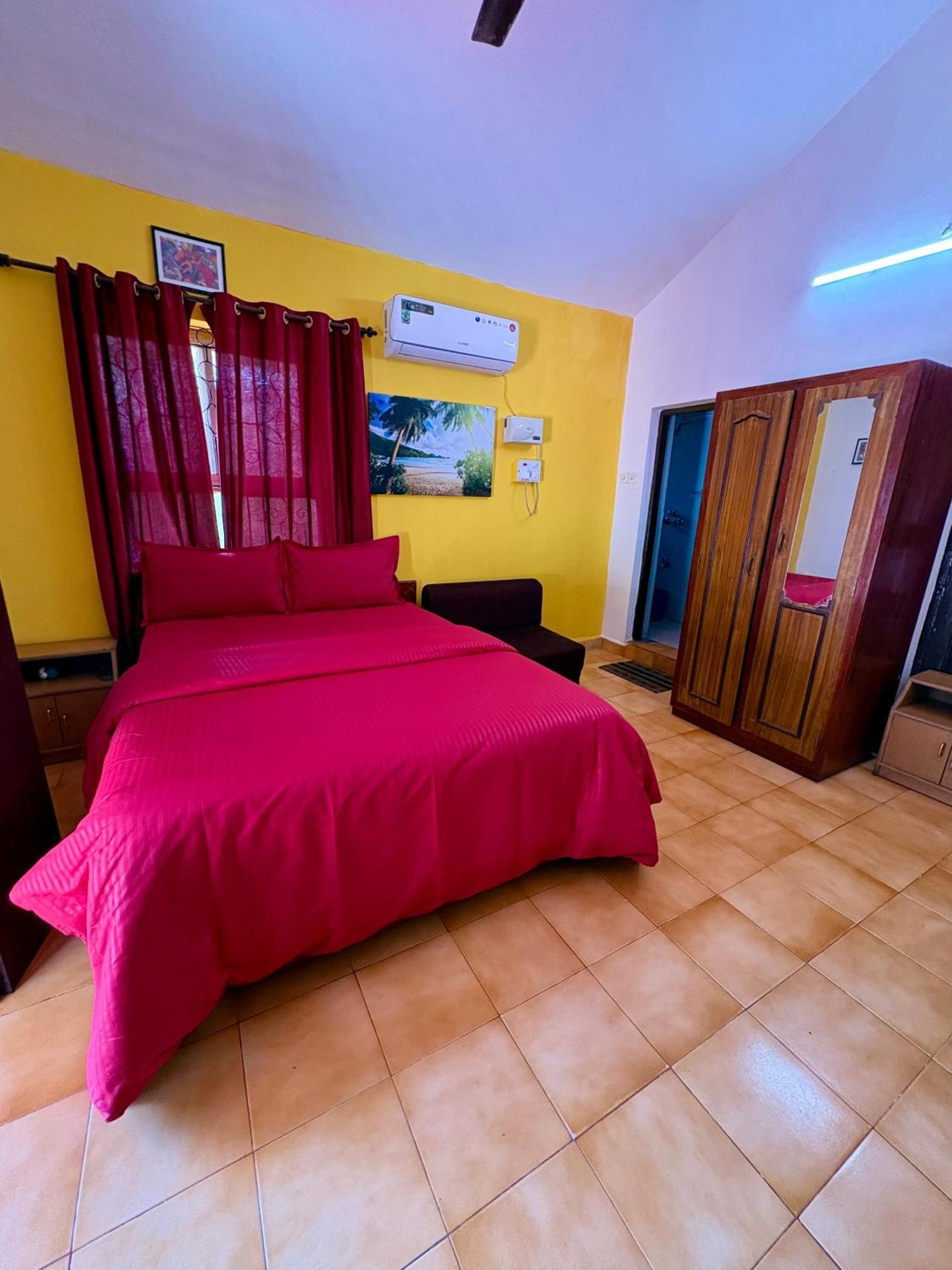 Jes Guest House Majorda Exterior foto