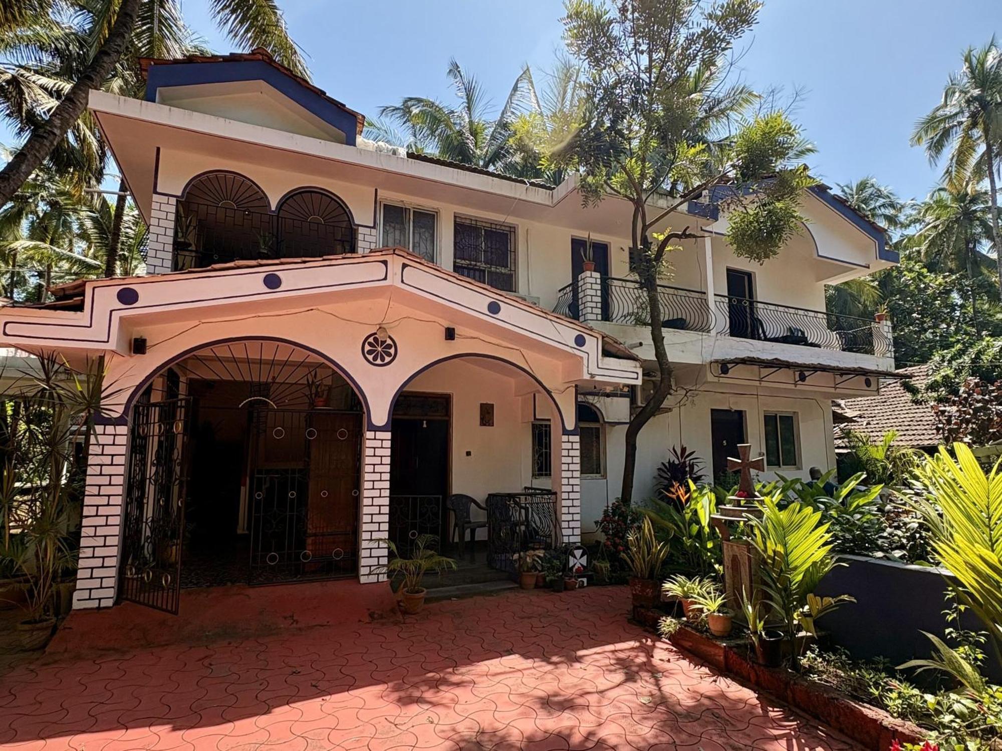 Jes Guest House Majorda Exterior foto