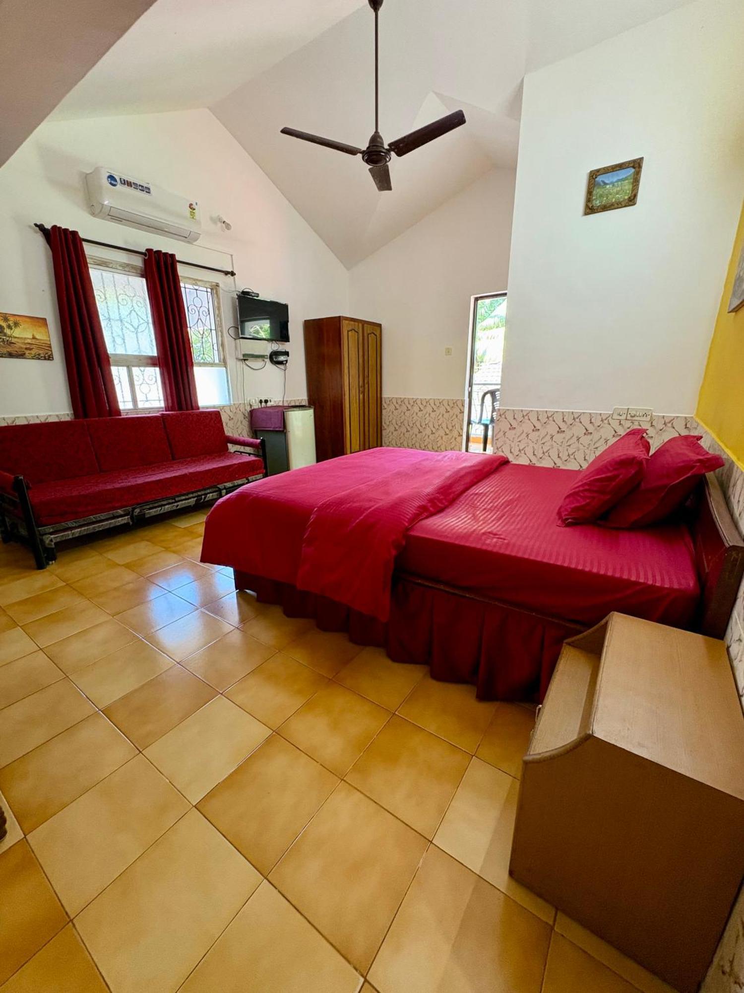 Jes Guest House Majorda Exterior foto