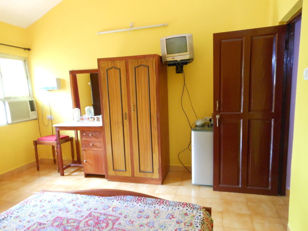 Jes Guest House Majorda Exterior foto