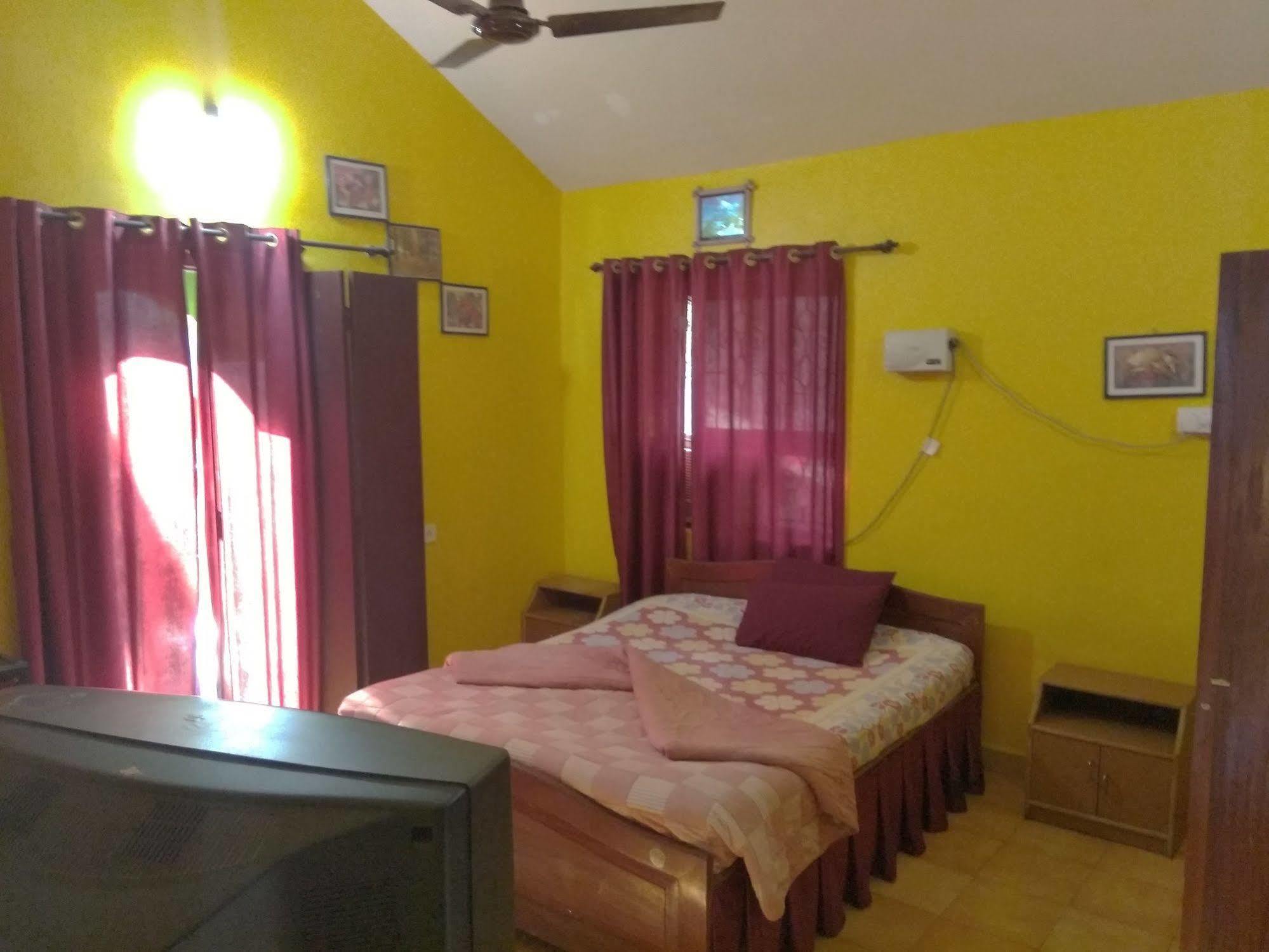 Jes Guest House Majorda Exterior foto