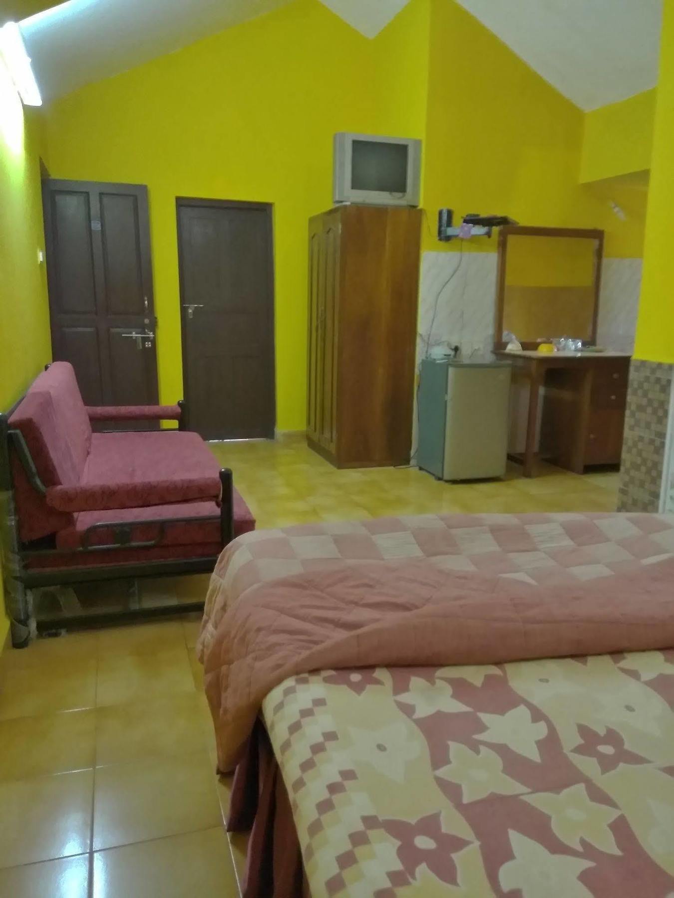 Jes Guest House Majorda Exterior foto